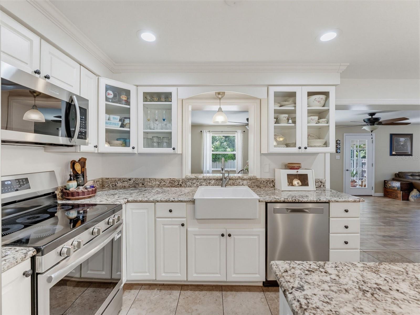 1575 JASMINE WAY