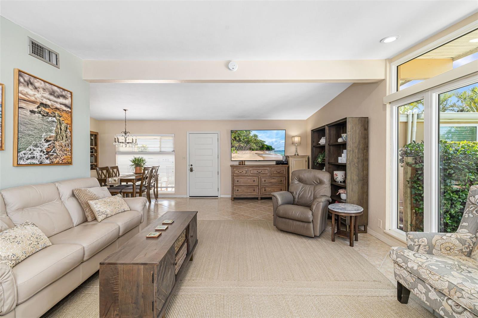 BAYSHORE GARDENS SEC 4 - Residential