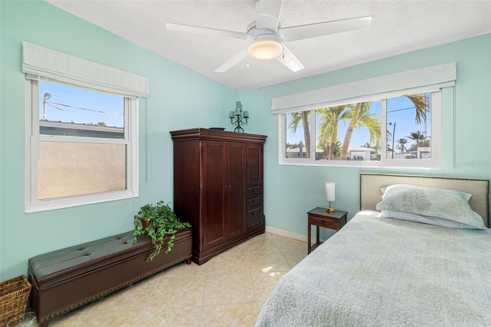 BAYSHORE GARDENS SEC 4 - Residential