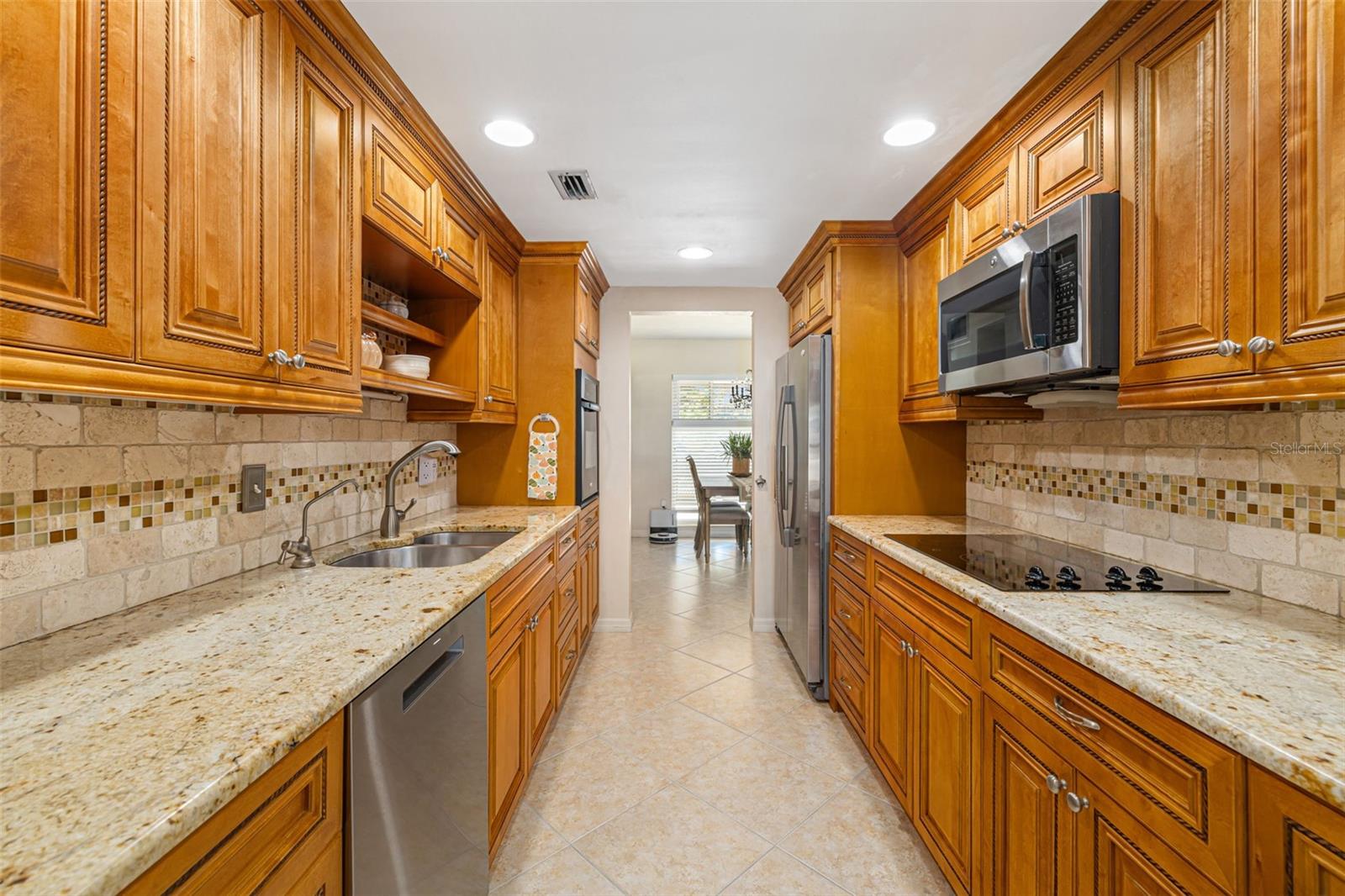 BAYSHORE GARDENS SEC 4 - Residential
