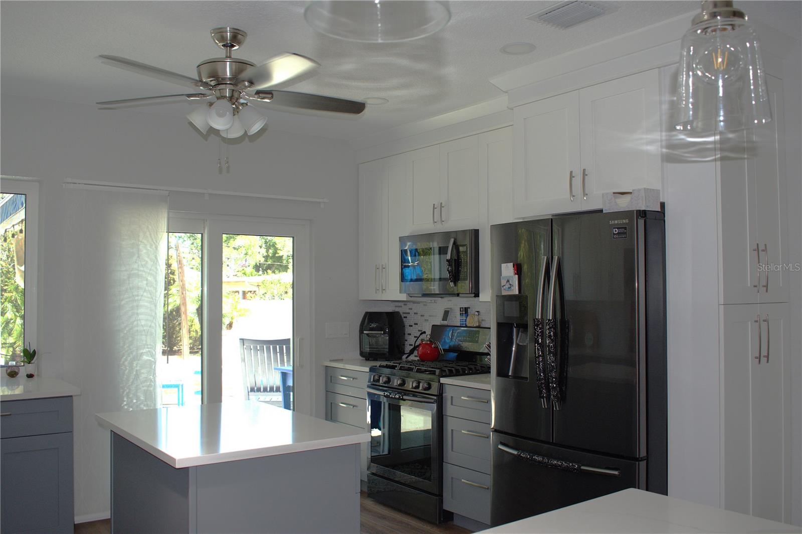 PINELLAS FARMS - Residential