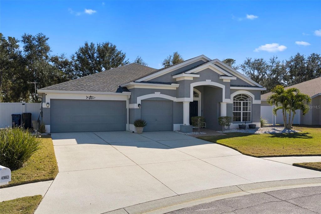 Photo of 4962 Bookelia Circle, Bradenton, FL 34203 (MLS # A4680099)