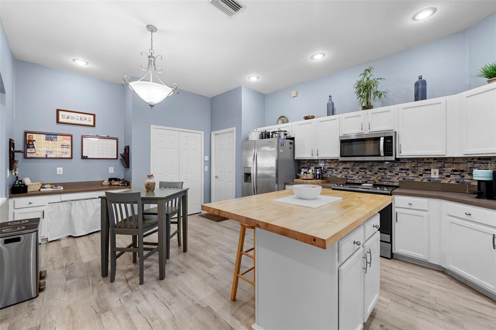 SABAL HARBOUR PH IV - Residential