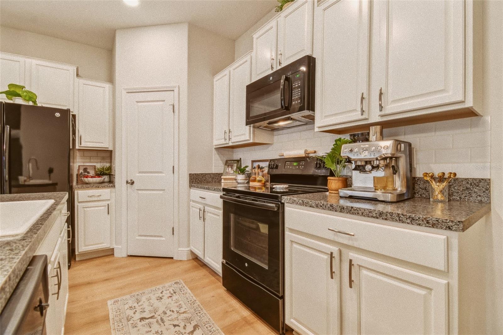 SUNSHINE VILLAGE PH 2 - Residential