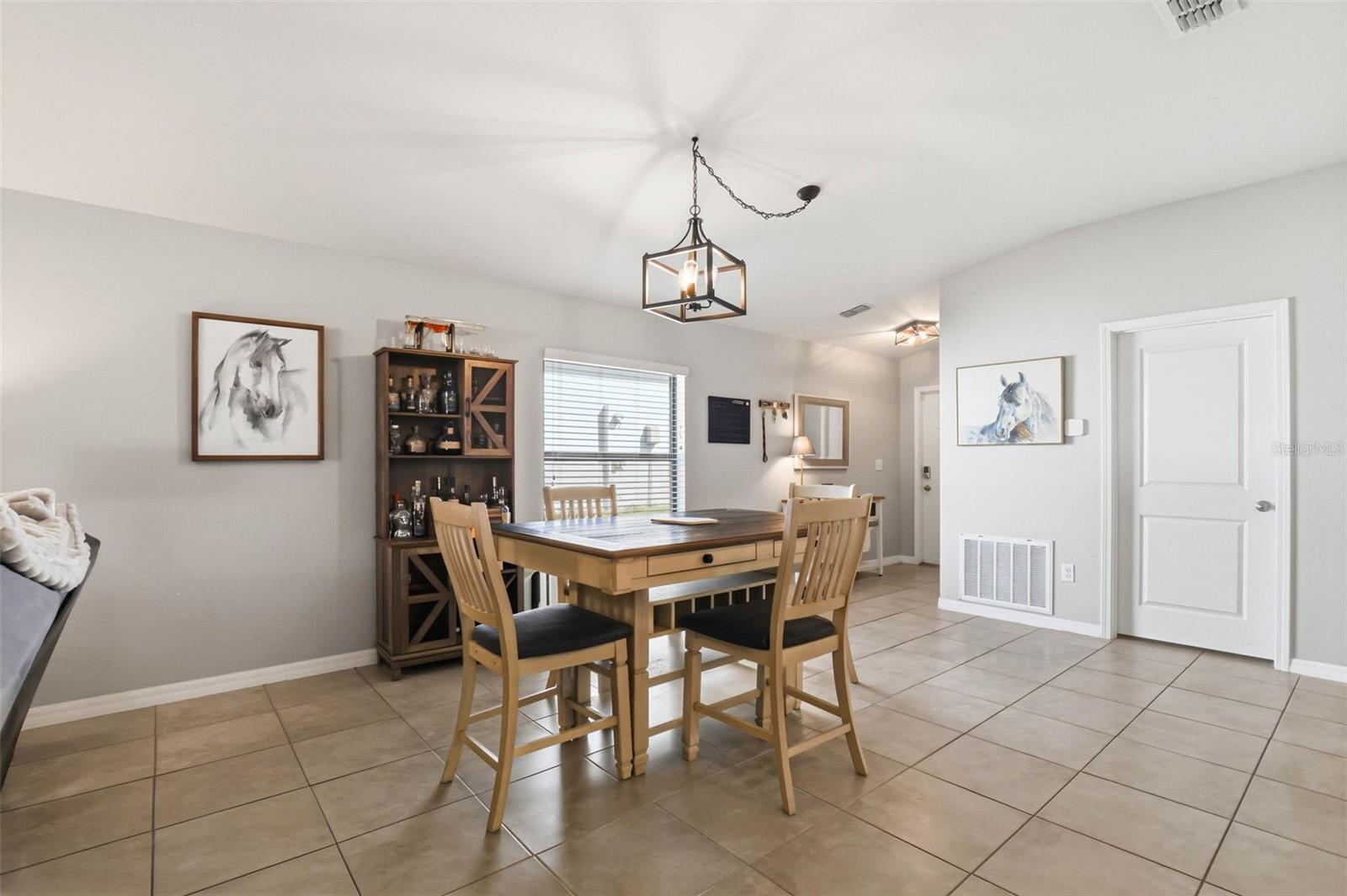 SILVERADO RANCH - Residential