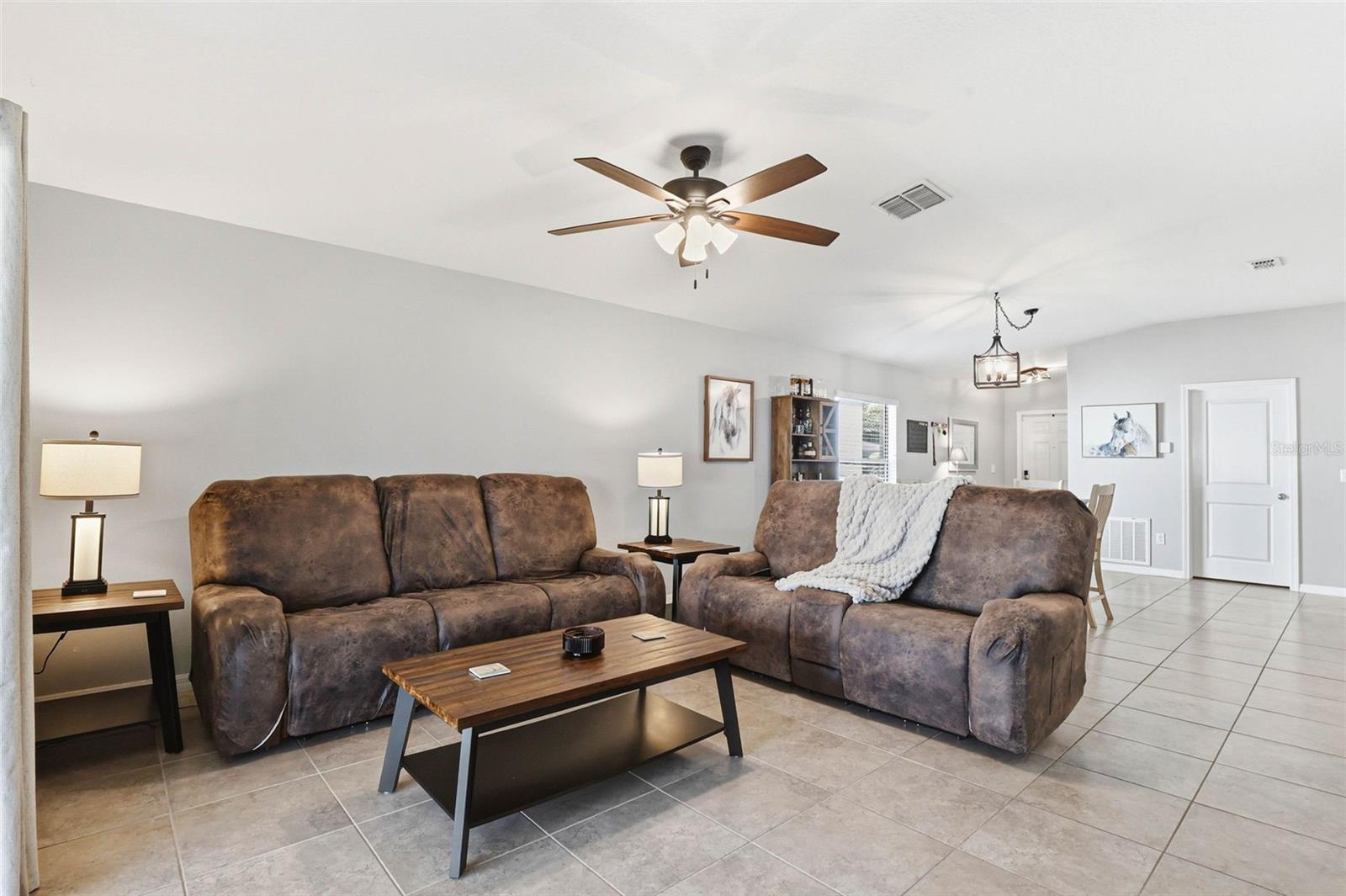 SILVERADO RANCH - Residential