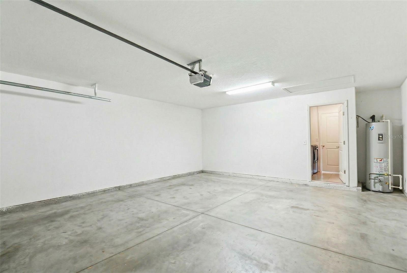 SILVERADO RANCH - Residential