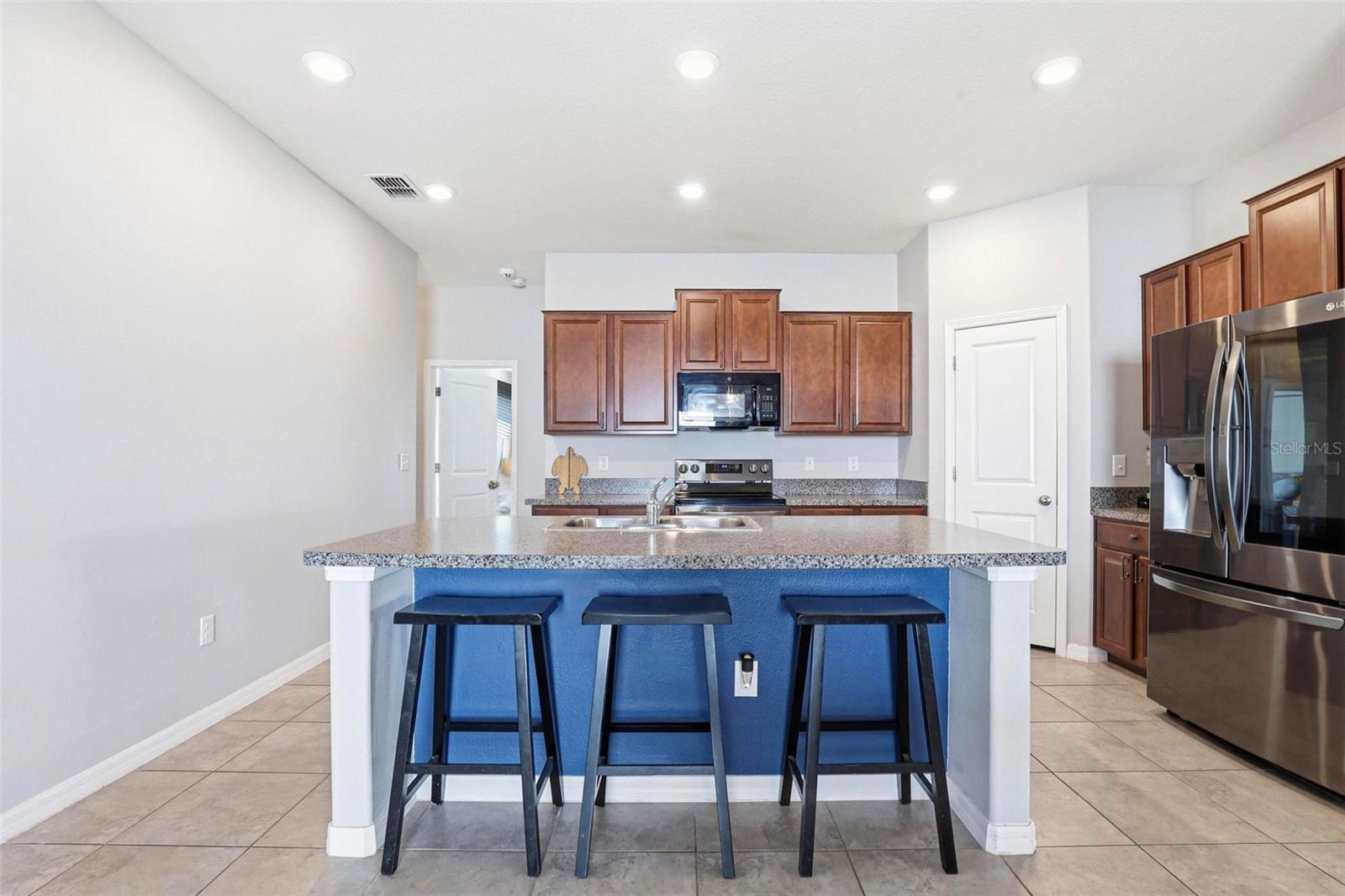 SILVERADO RANCH - Residential