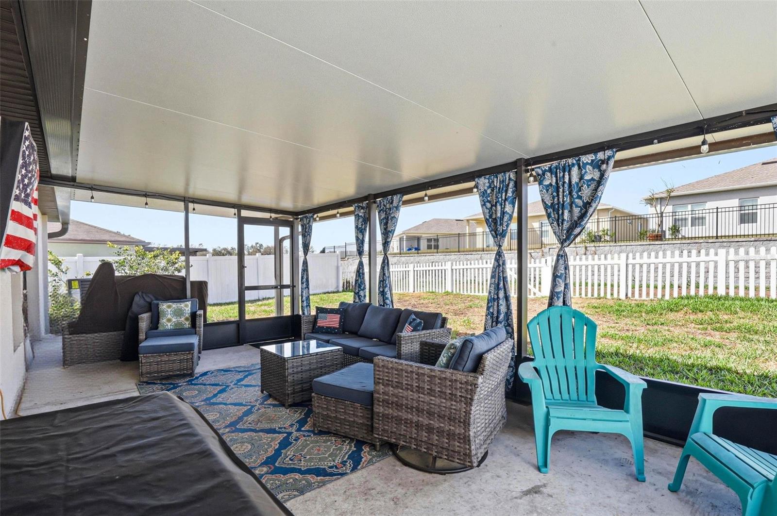 SILVERADO RANCH - Residential