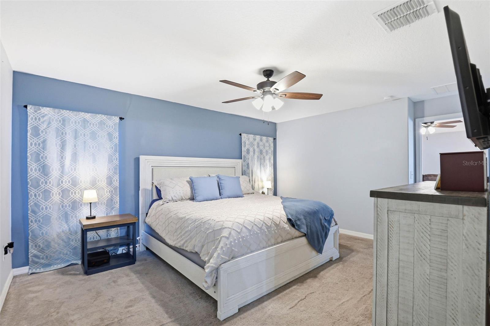 SILVERADO RANCH - Residential