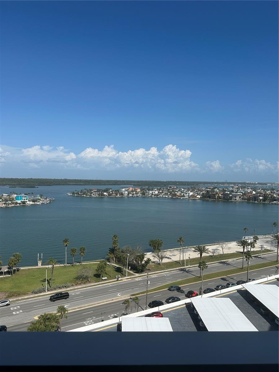 REDINGTON TOWERS BLDG 2 CONDO - Residential Lease