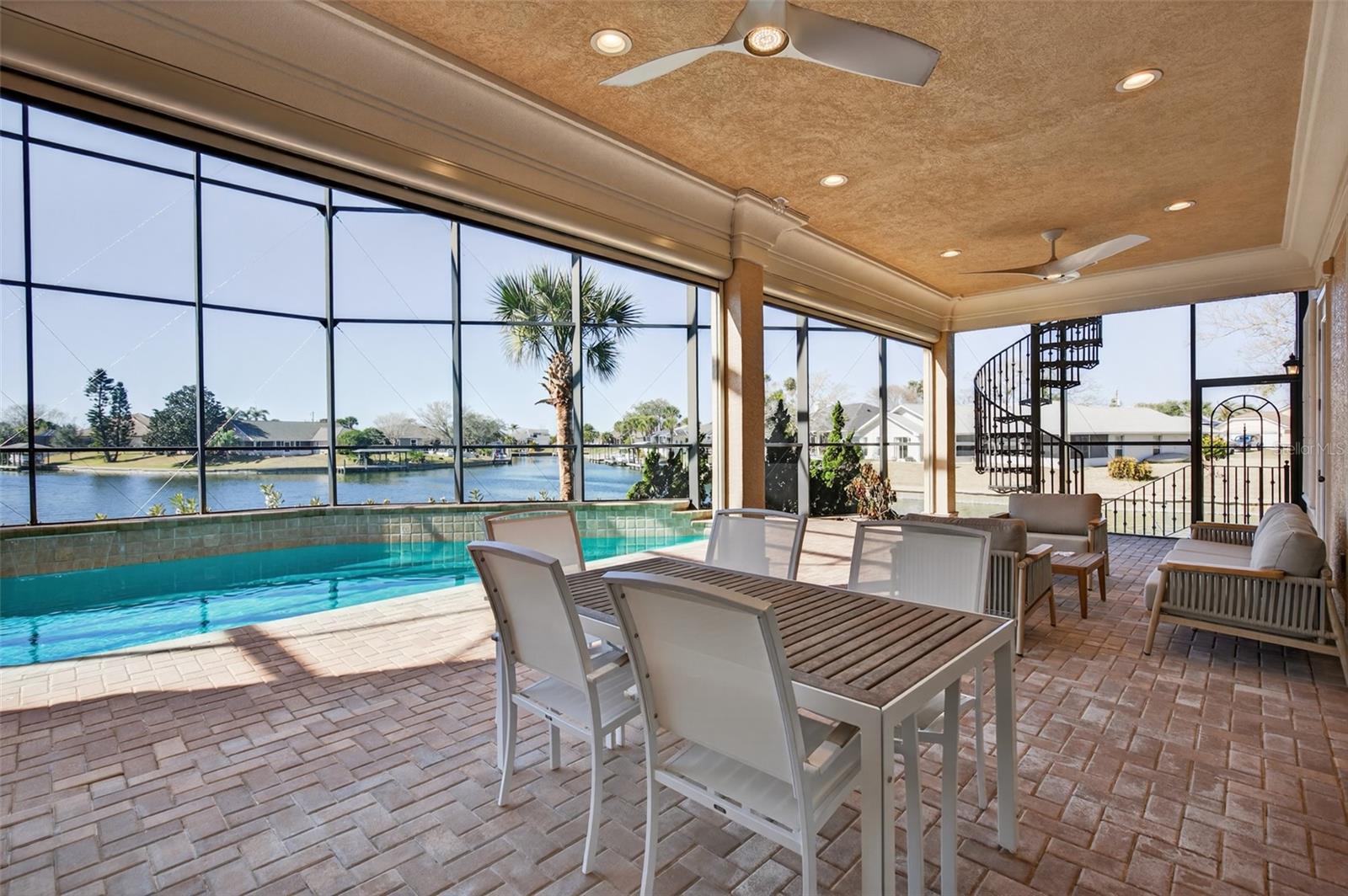 PALM HARBOR - Residential