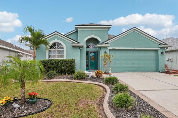 2546 ARROWPOINTE DR, HOLIDAY, FL 34691 - Image 1b4ea443f01830f5f1d28f80c3b42e23/4276603709