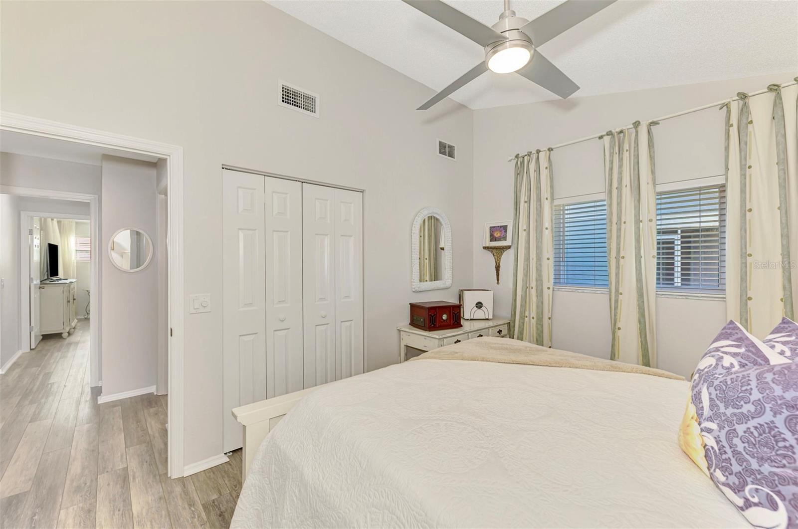 IRONWOOD VILLAS - Residential