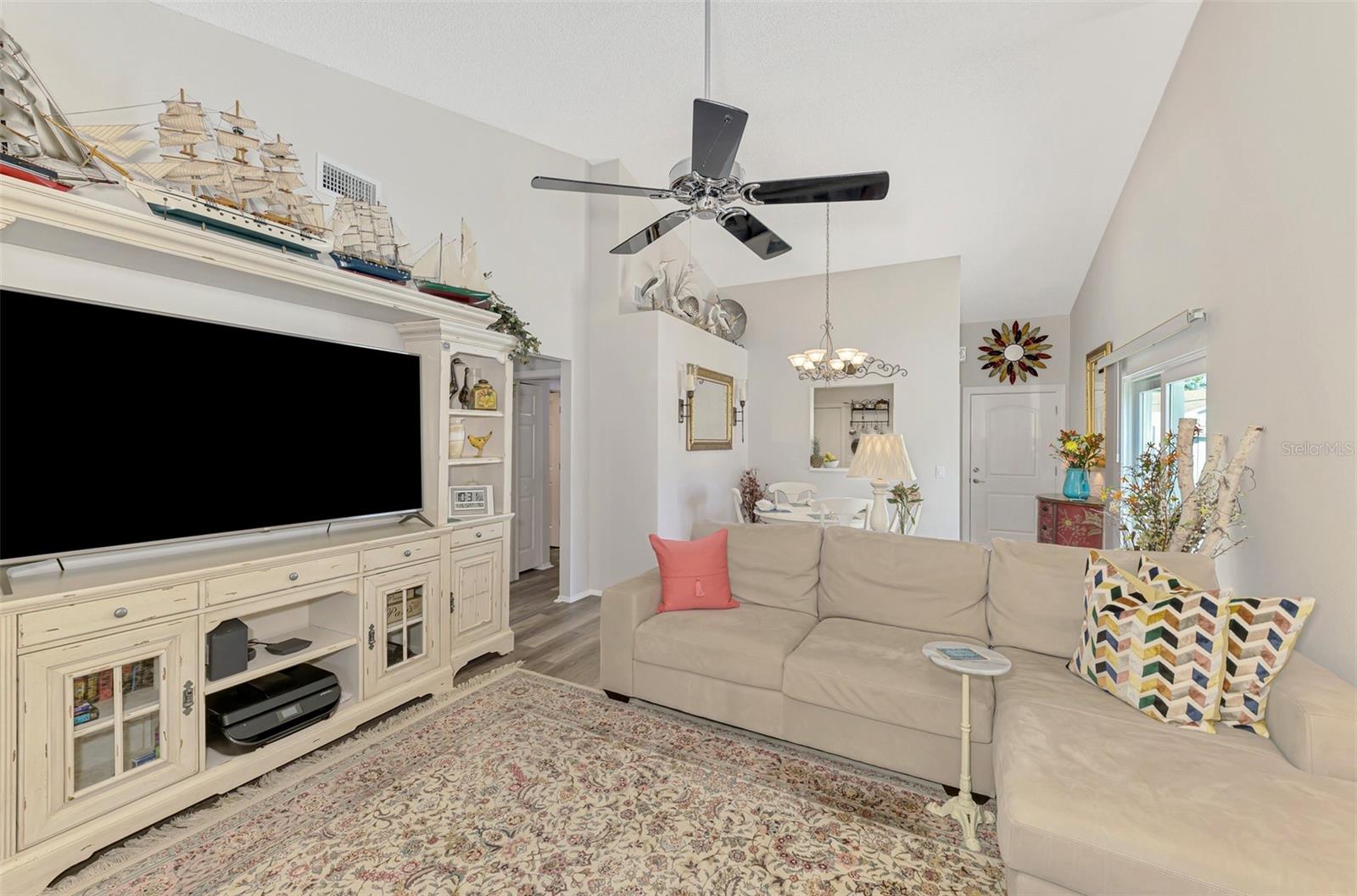 IRONWOOD VILLAS - Residential