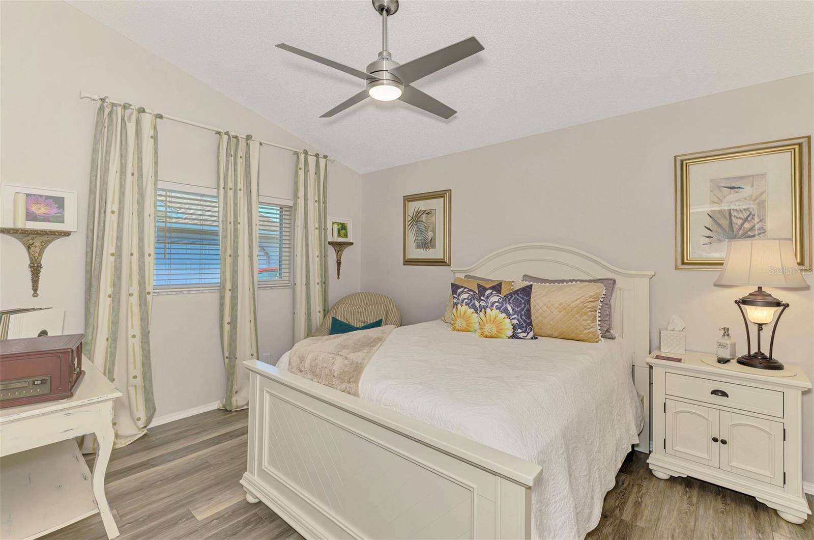 IRONWOOD VILLAS - Residential