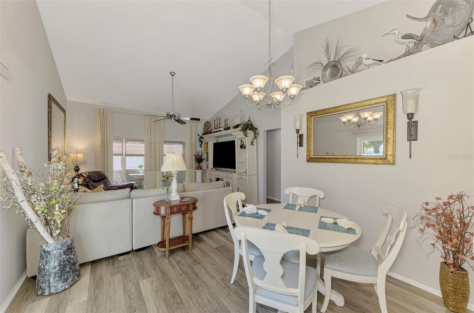 IRONWOOD VILLAS - Residential