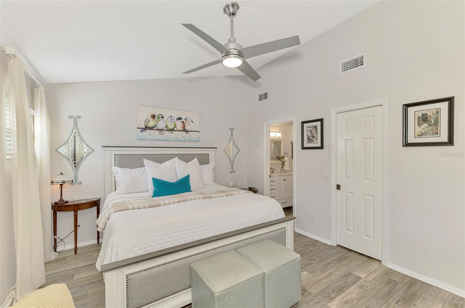 IRONWOOD VILLAS - Residential