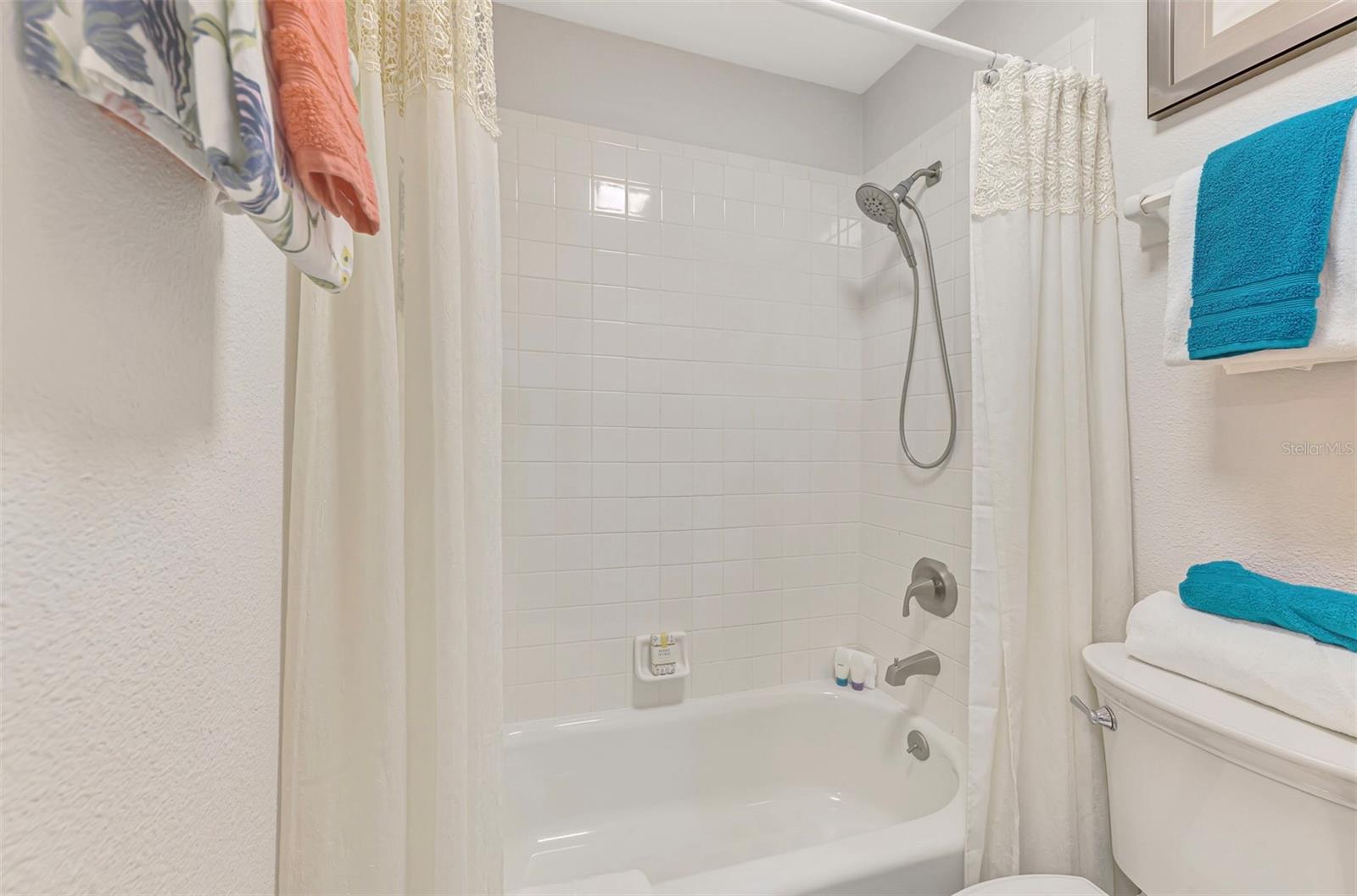 IRONWOOD VILLAS - Residential