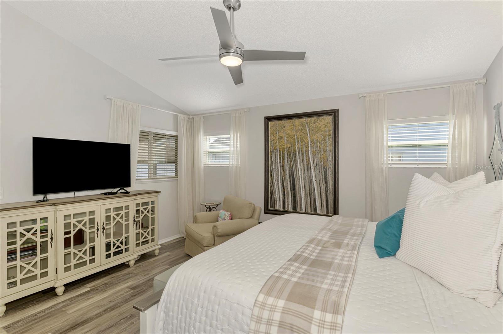 IRONWOOD VILLAS - Residential