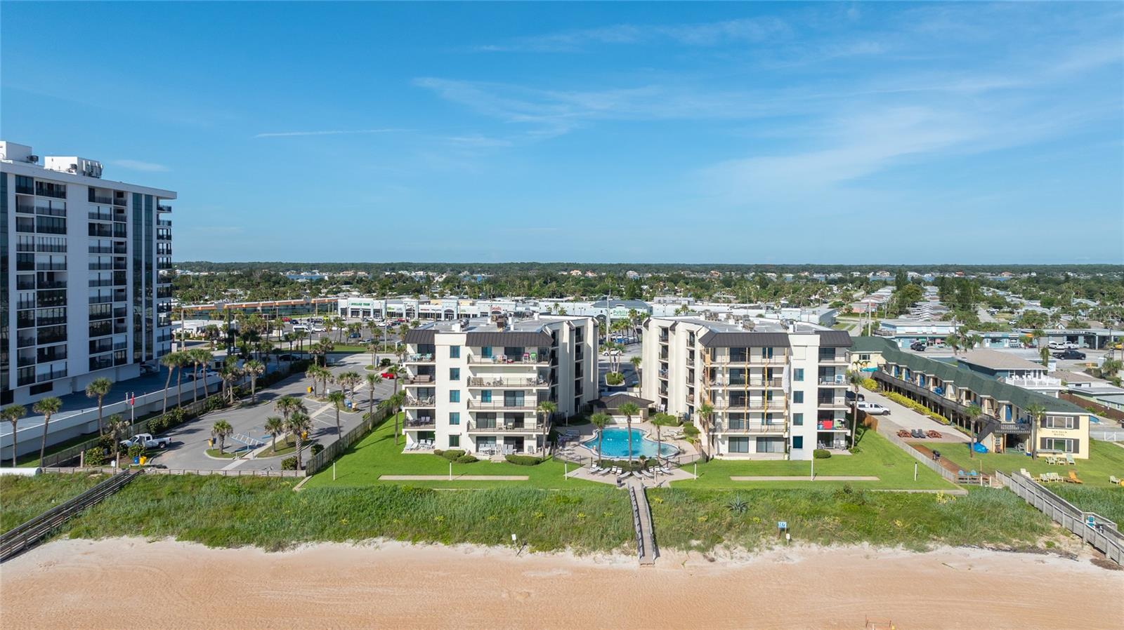 INDIES HOUSE CONDO - Residential