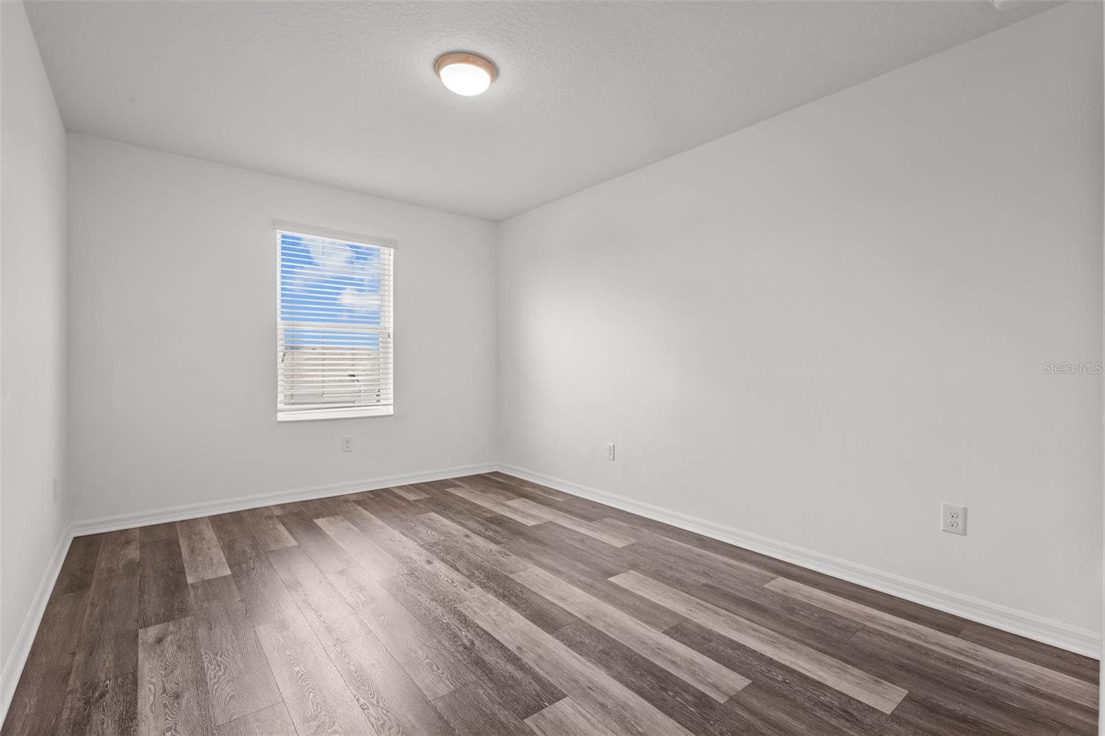 VILLAGES/TRINITY LAKES - Residential