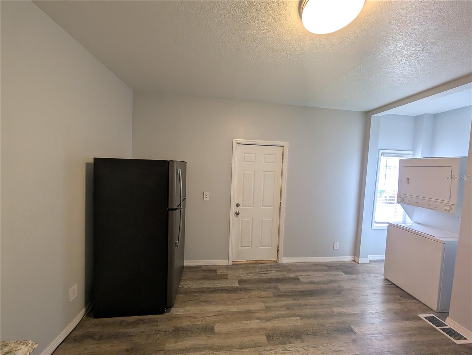 103 S WESTLAND AVENUE 4