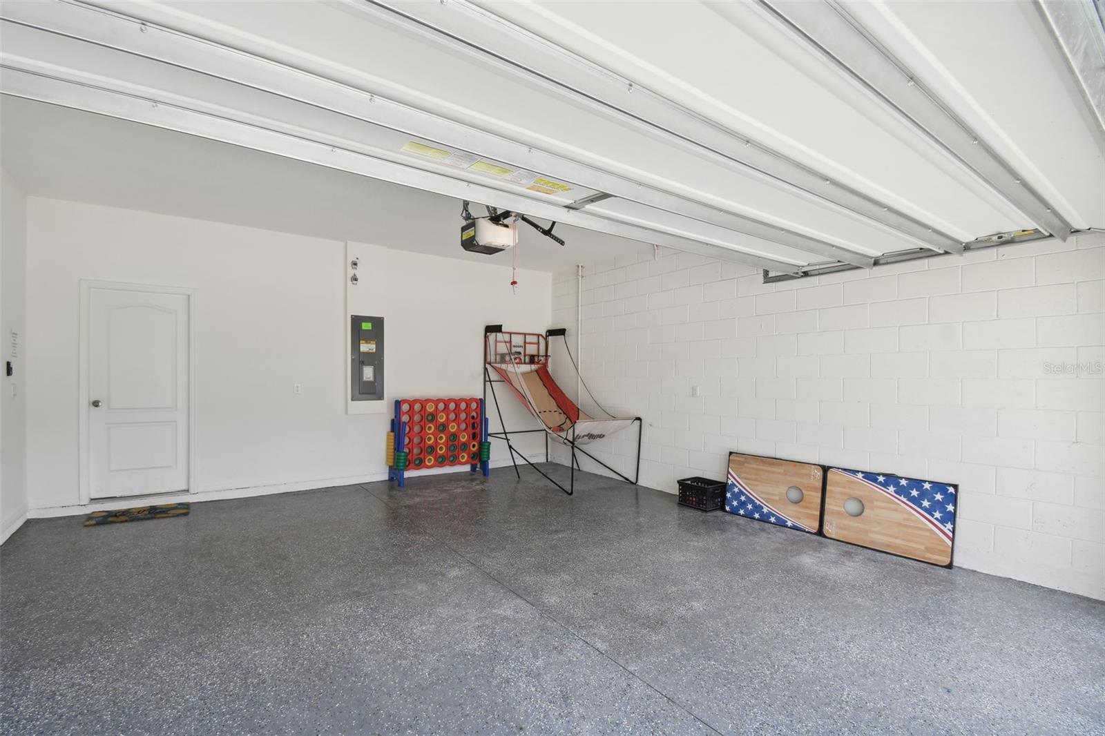 SOLTERRA PH 2D - Residential Lease