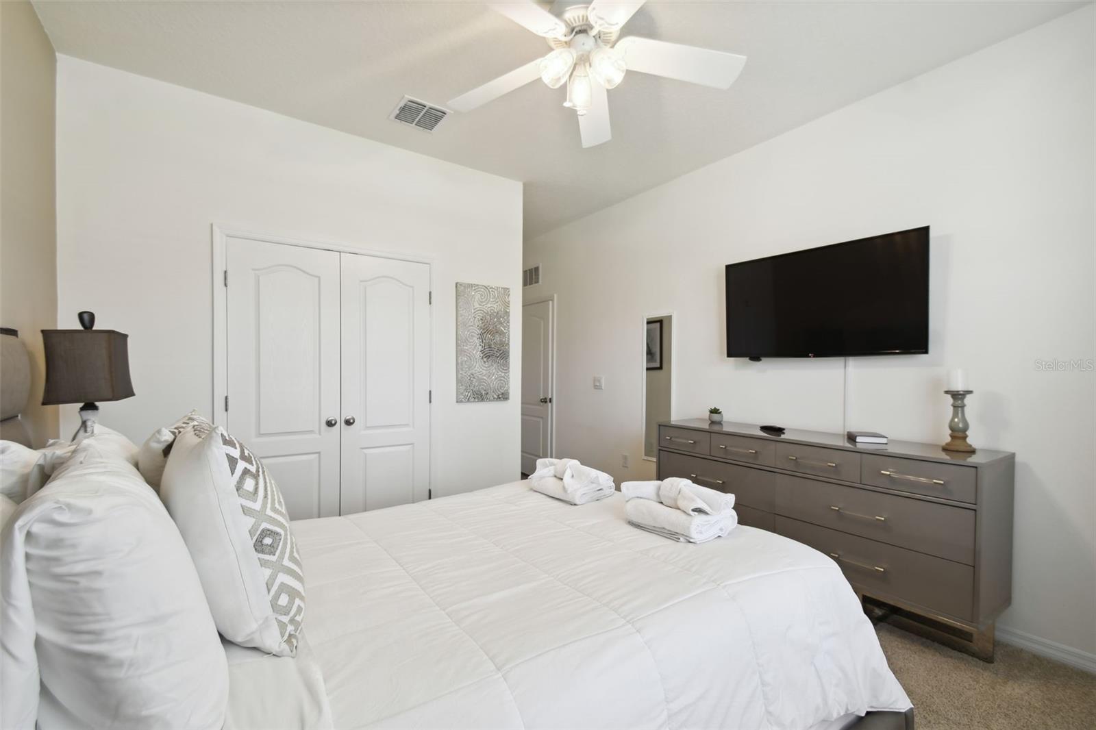 SOLTERRA PH 2D - Residential Lease