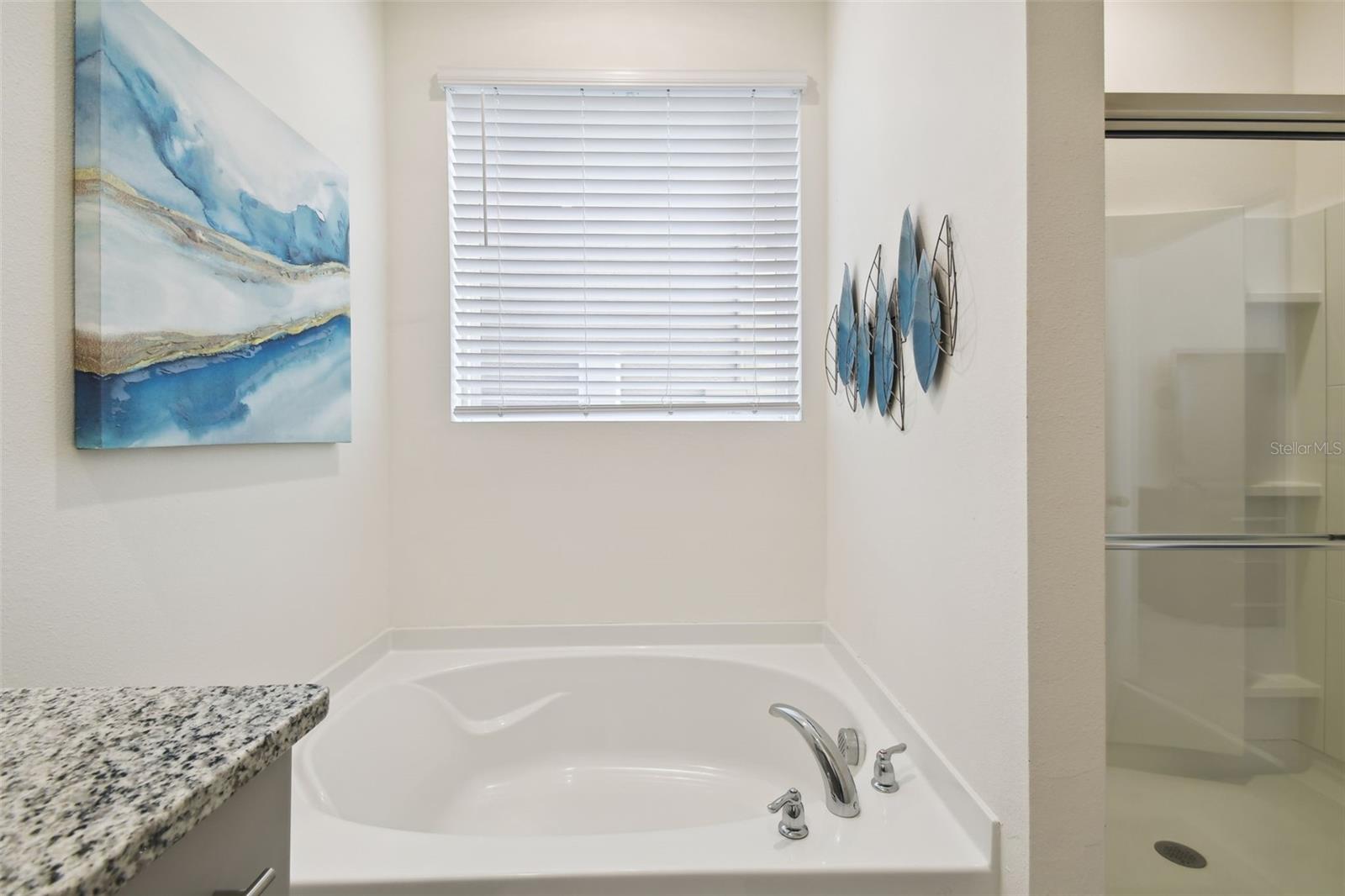 SOLTERRA PH 2D - Residential Lease