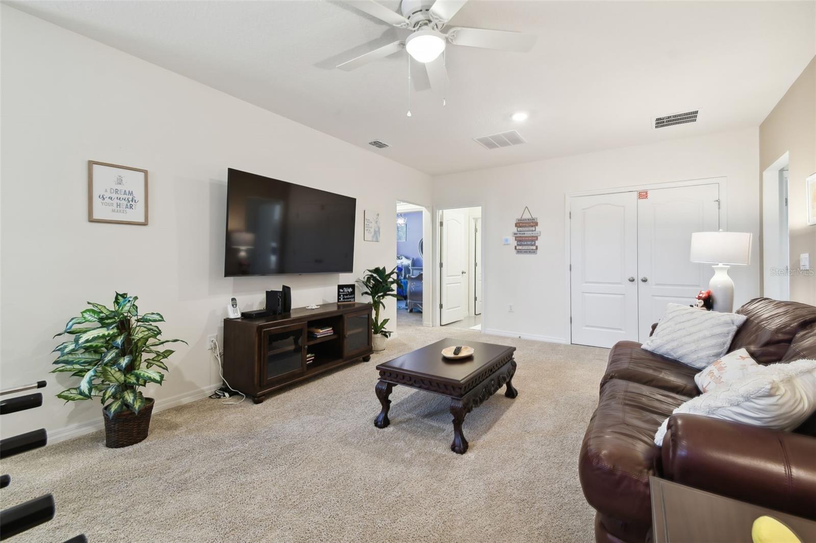 SOLTERRA PH 2D - Residential Lease