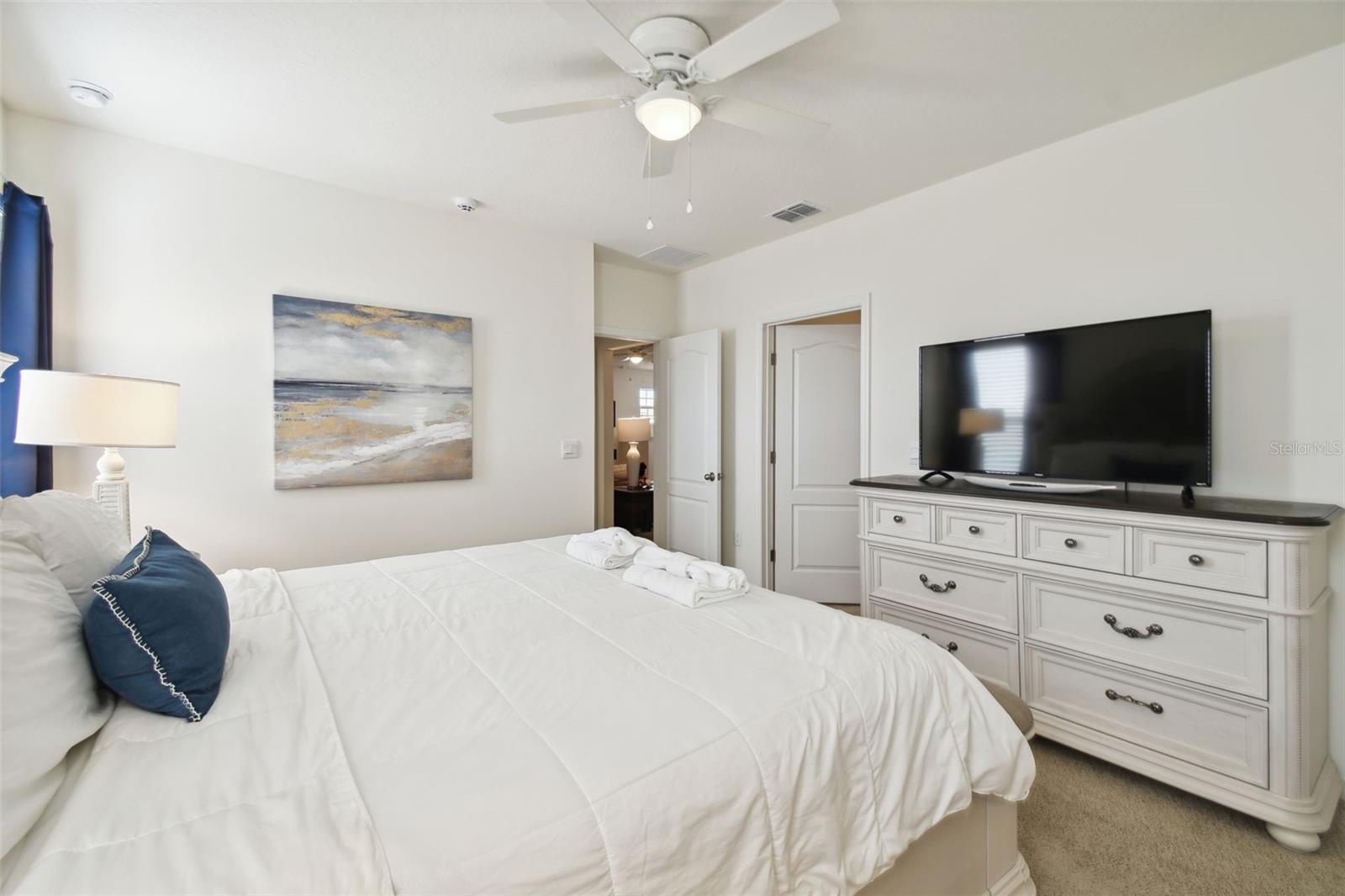 SOLTERRA PH 2D - Residential Lease