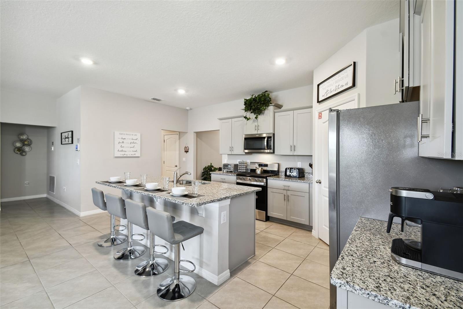 SOLTERRA PH 2D - Residential Lease