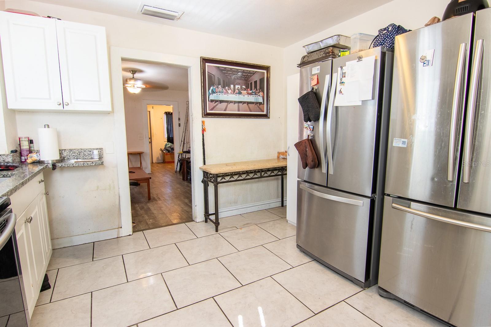 POS RESUB OF LT 8 BLK L - Residential