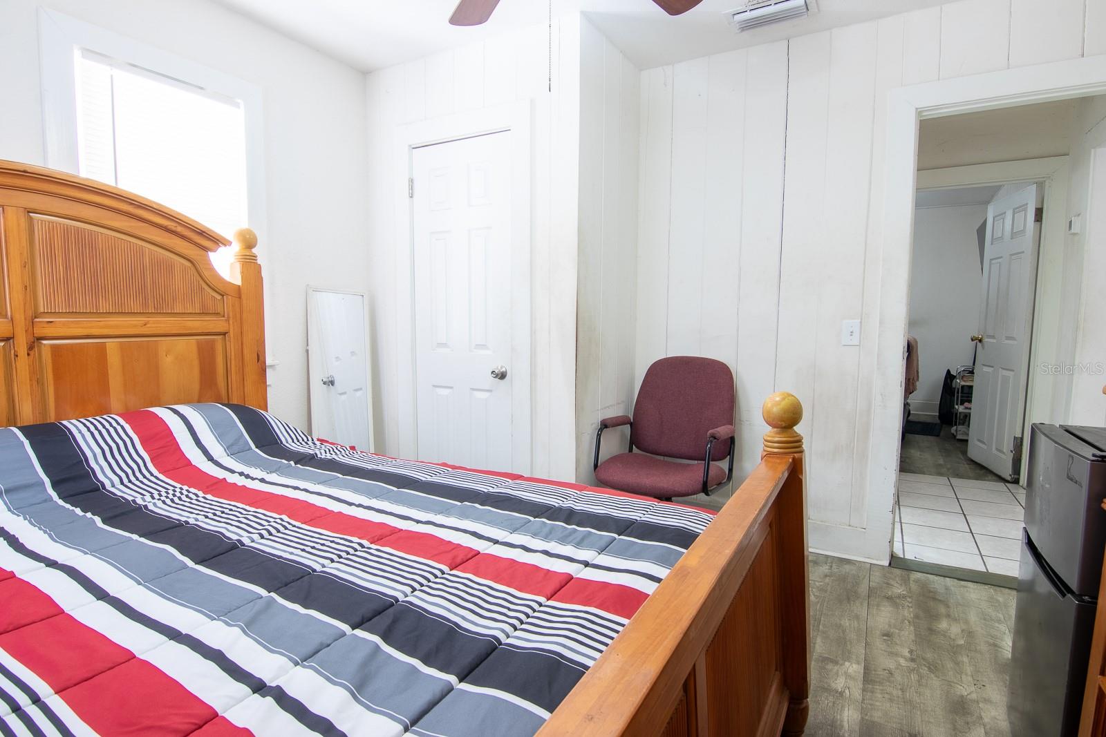 POS RESUB OF LT 8 BLK L - Residential