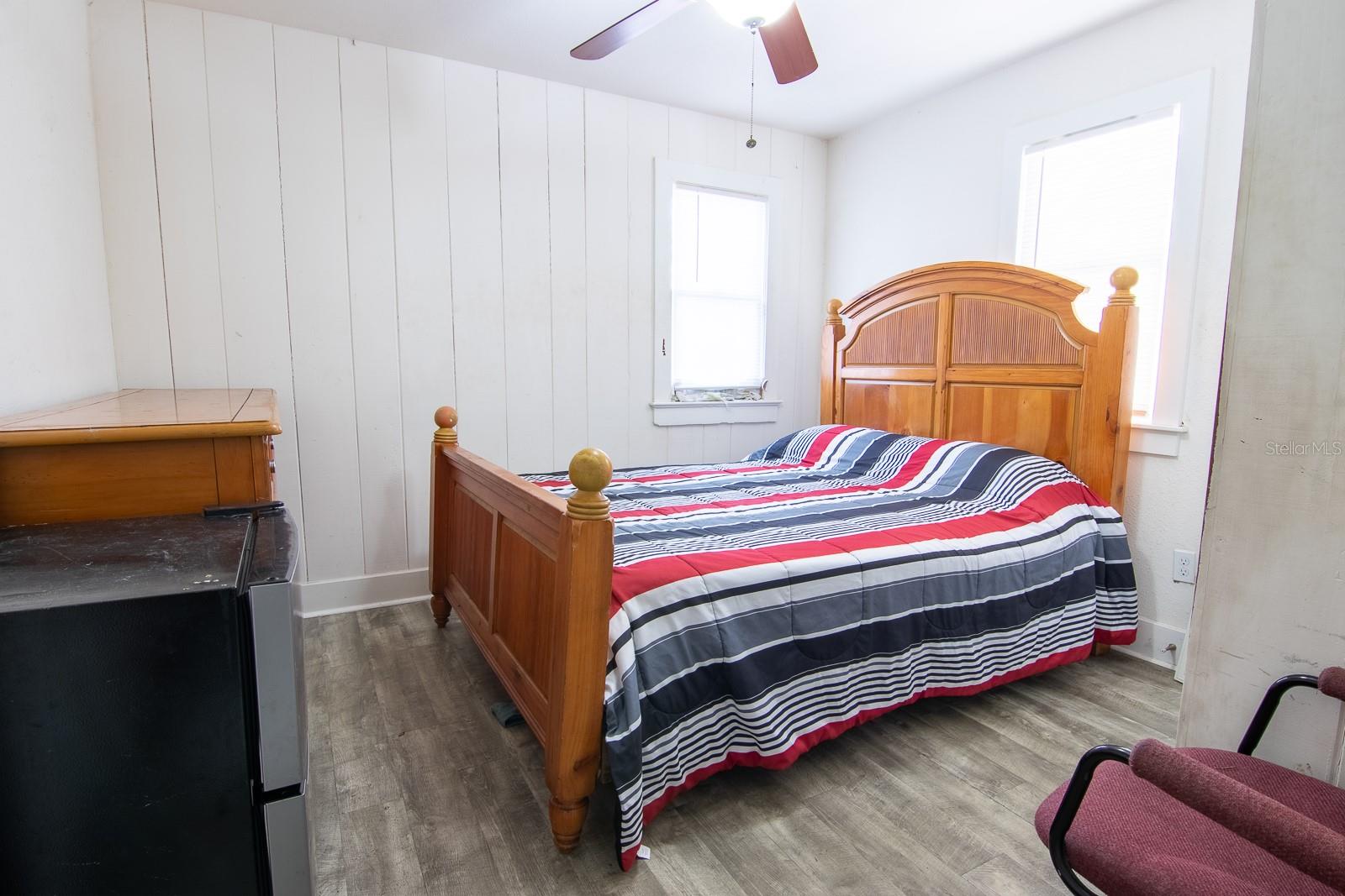 POS RESUB OF LT 8 BLK L - Residential