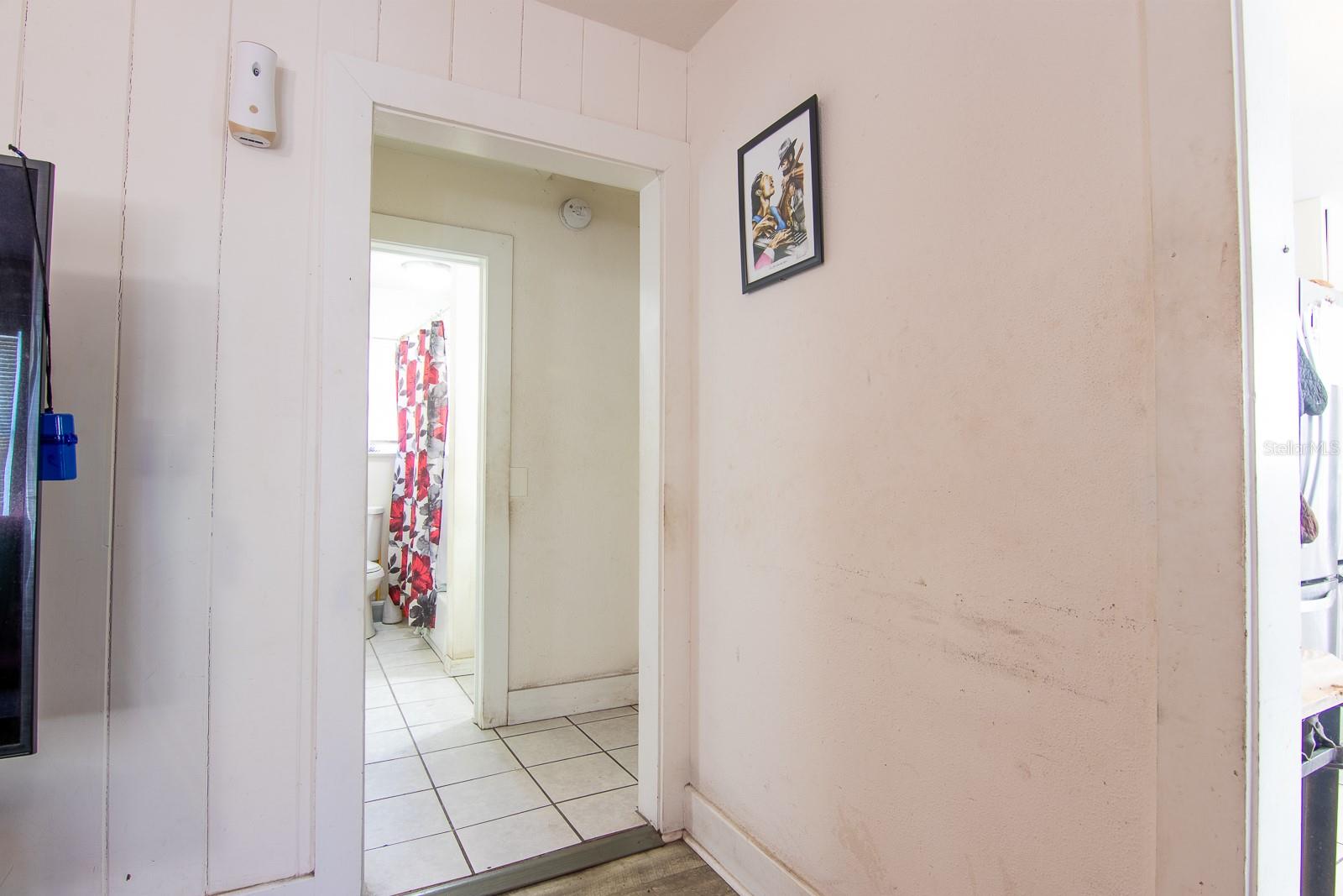 POS RESUB OF LT 8 BLK L - Residential