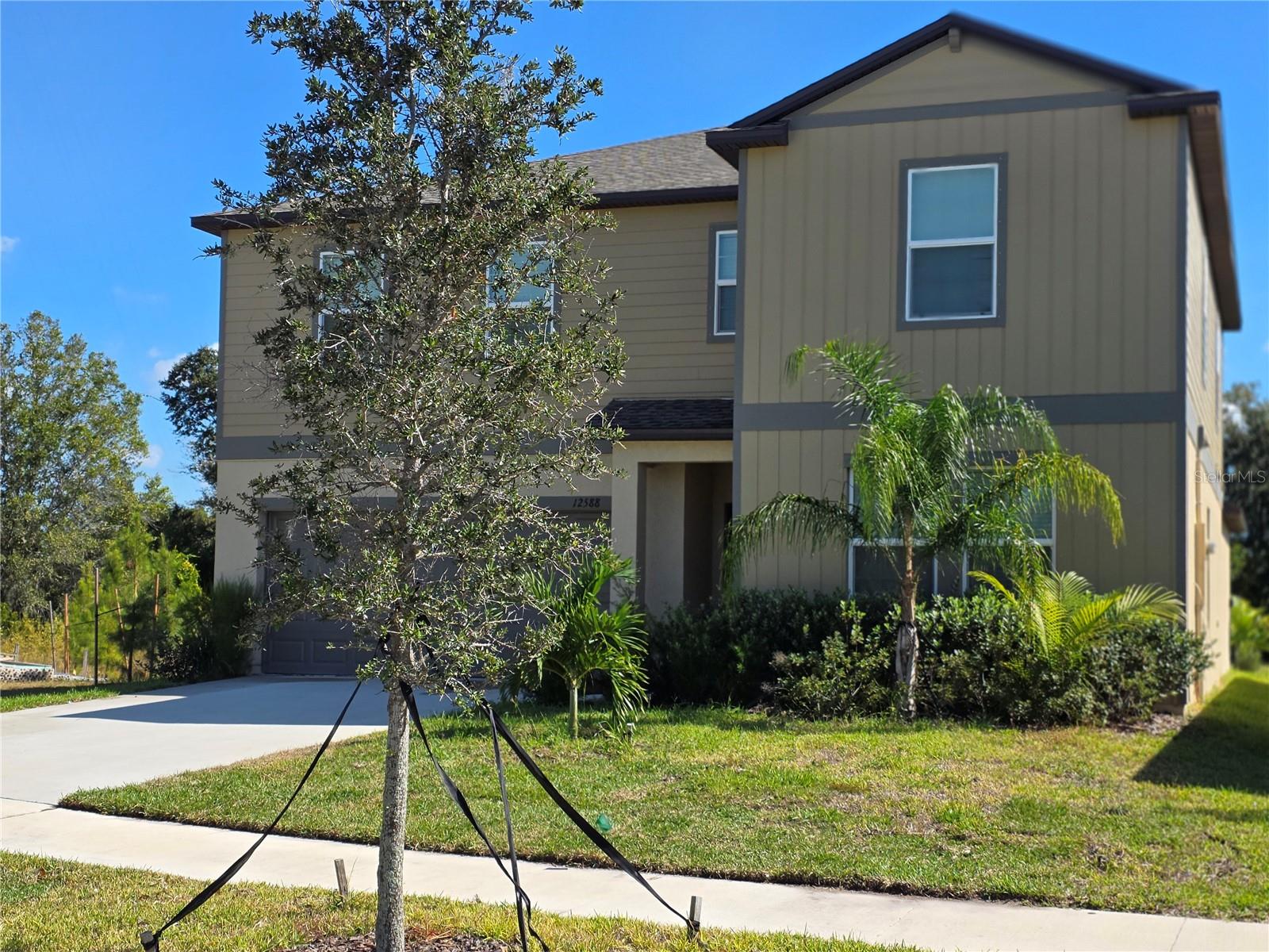 TRIPLE CRK VLG Q - Residential Lease