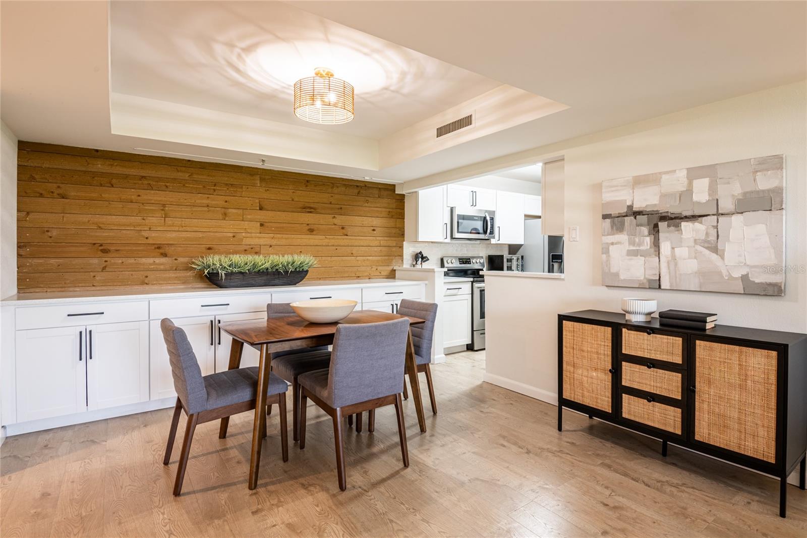 3211 W SWANN AVENUE 602