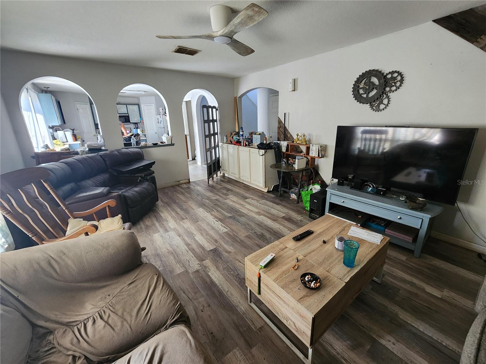 SQUIRES GROVE - Residential