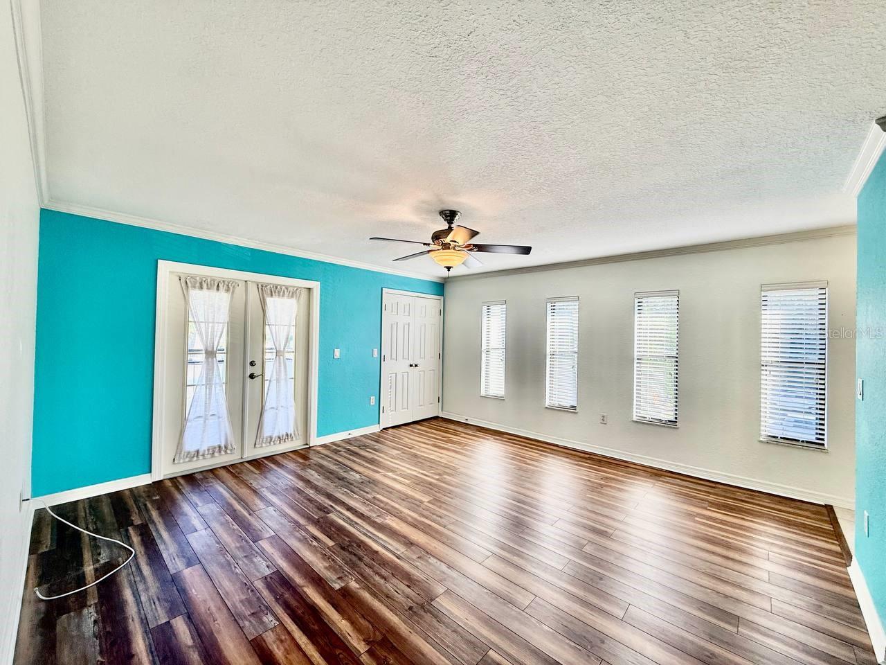 VICTORIA PALMS CONDO - Residential Lease