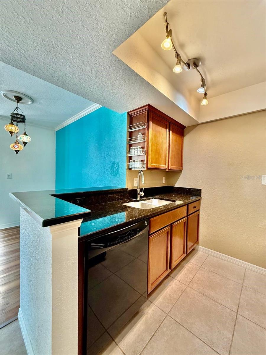 VICTORIA PALMS CONDO - Residential Lease