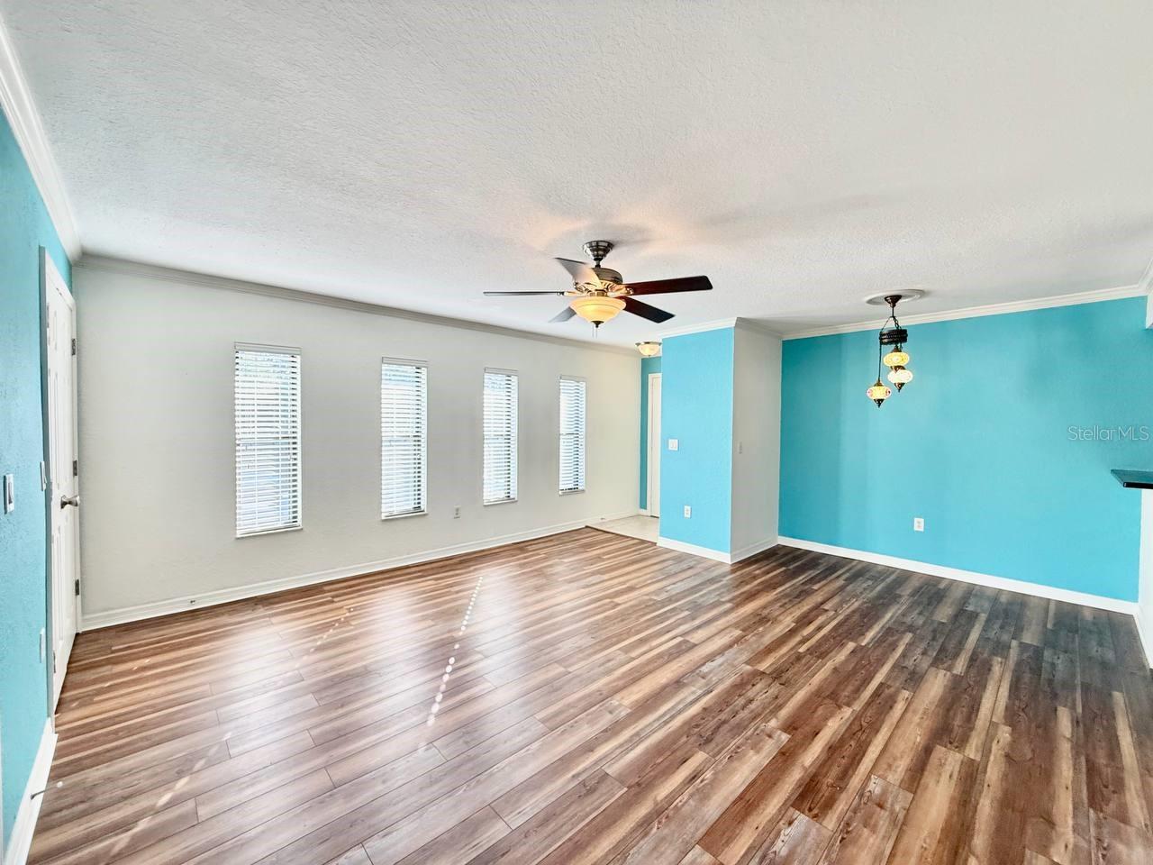 VICTORIA PALMS CONDO - Residential Lease