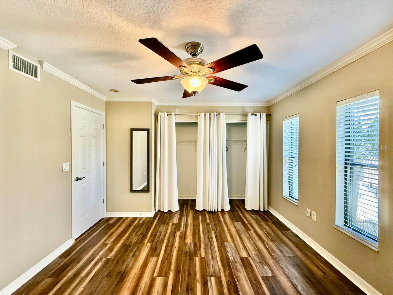 VICTORIA PALMS CONDO - Residential Lease