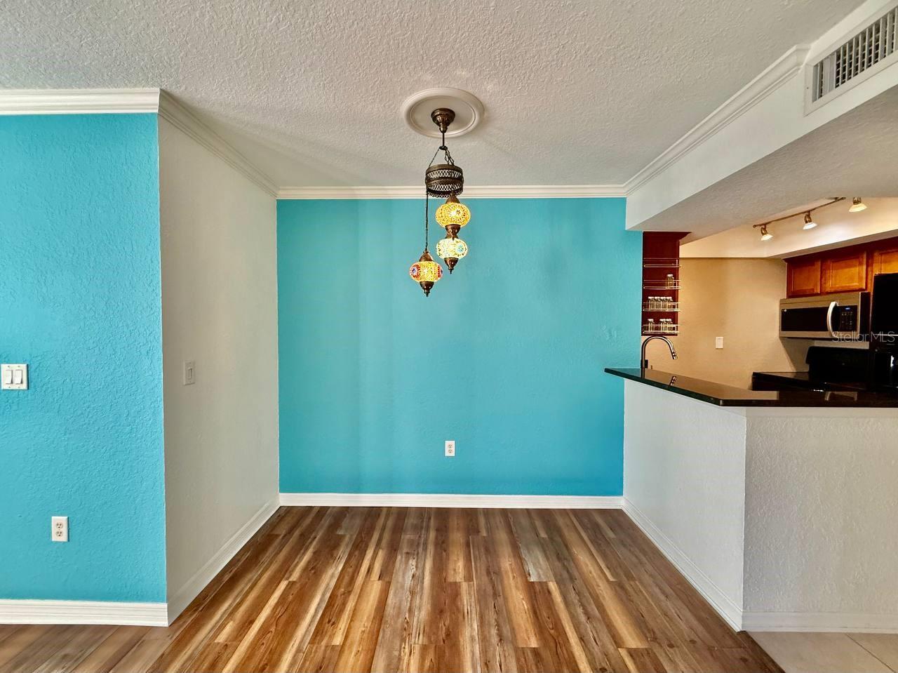 VICTORIA PALMS CONDO - Residential Lease