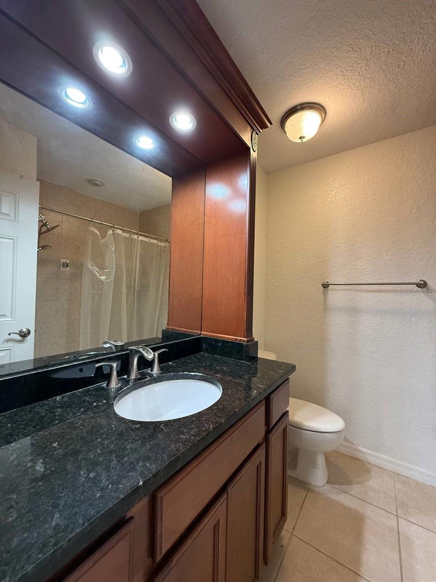 VICTORIA PALMS CONDO - Residential Lease