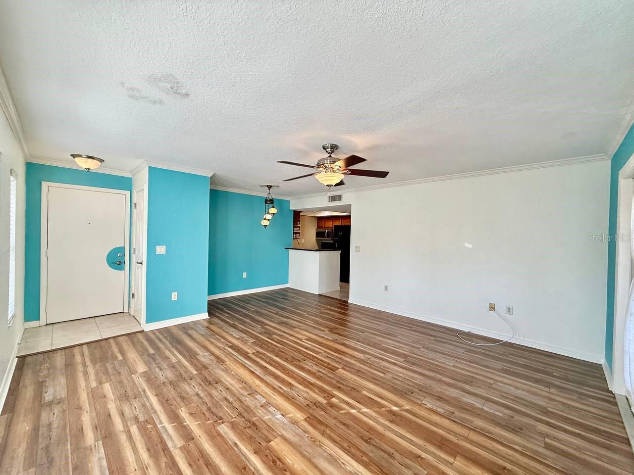 VICTORIA PALMS CONDO - Residential Lease