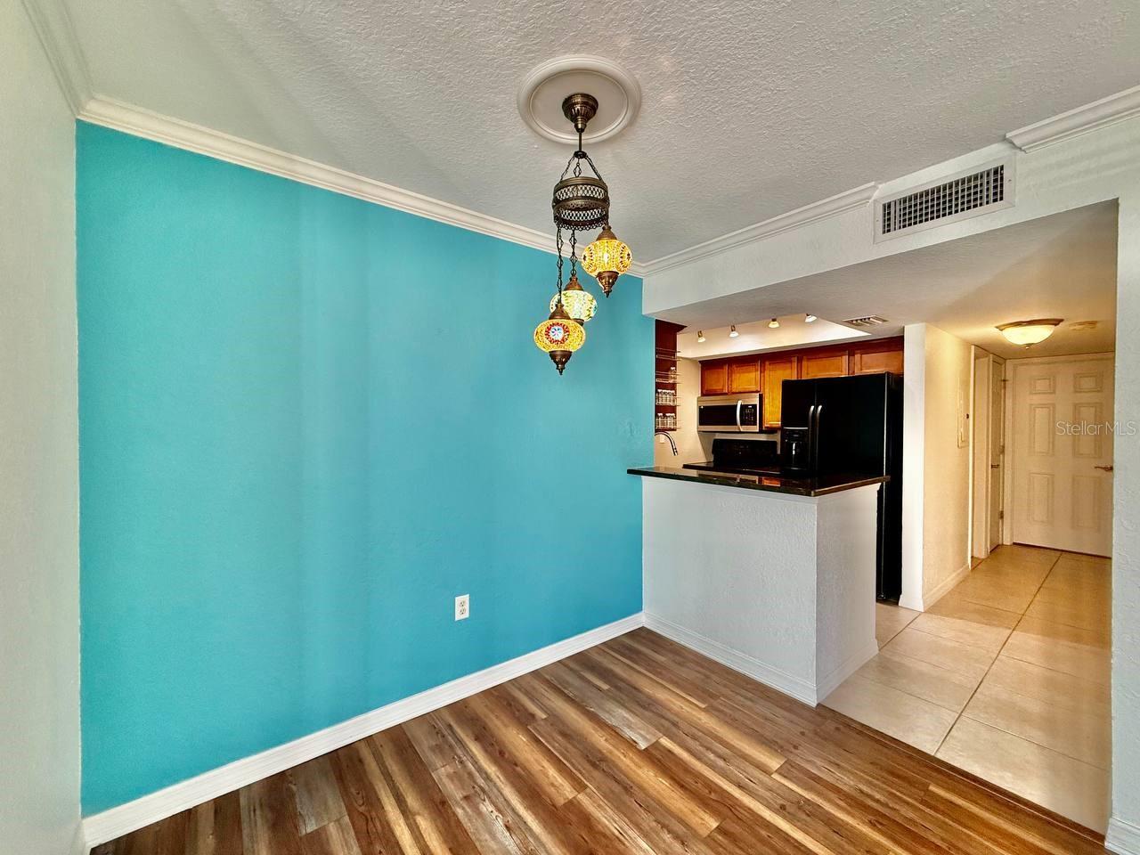 VICTORIA PALMS CONDO - Residential Lease