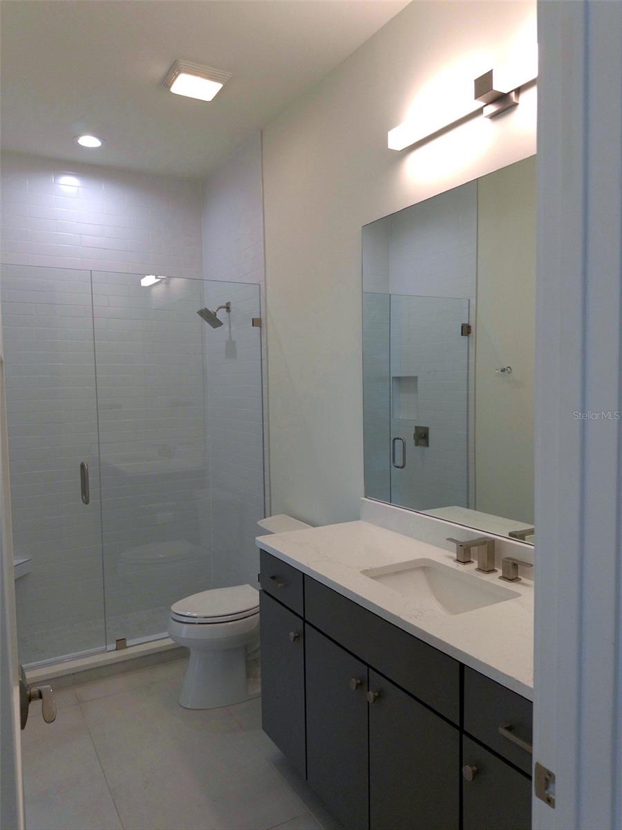 WEST SHORE CREST - Residential