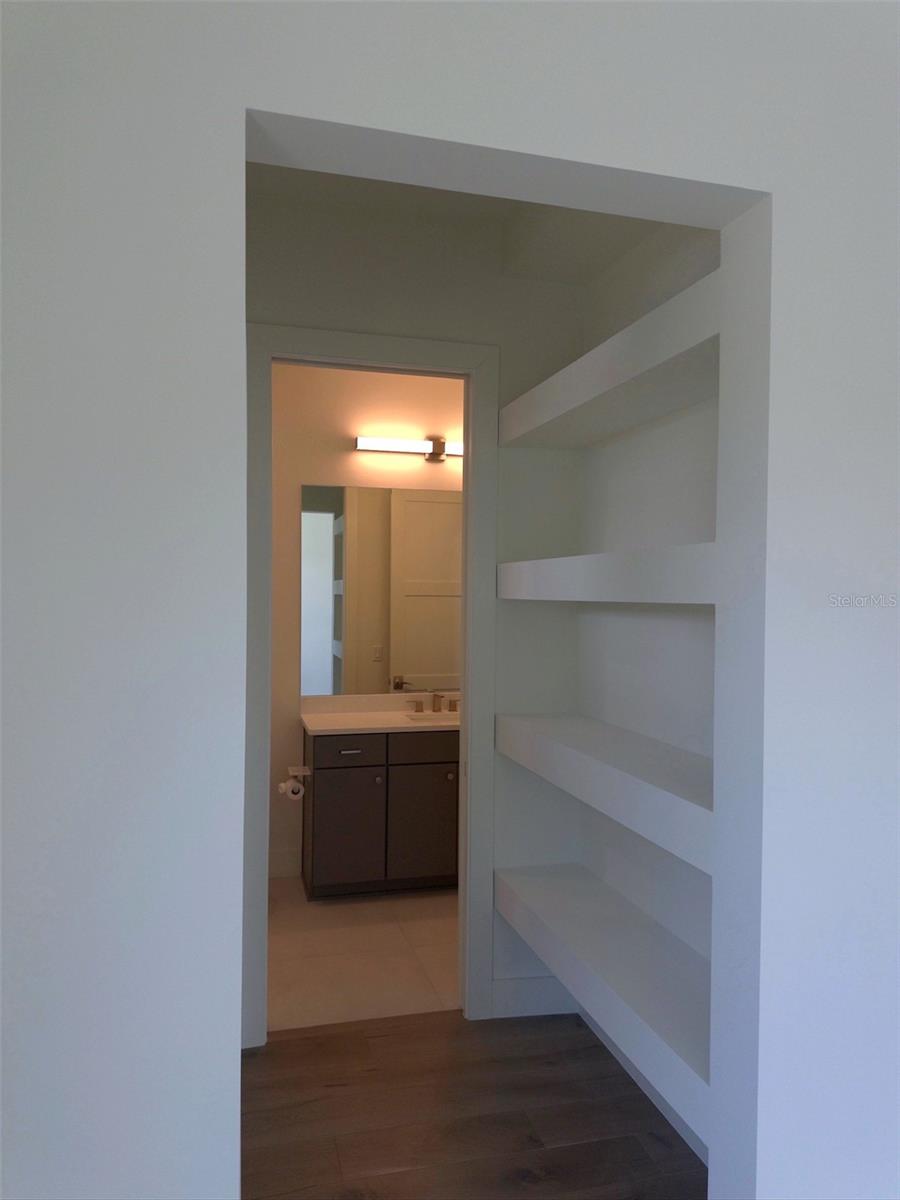 WEST SHORE CREST - Residential
